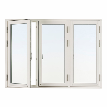 Tre vita träfönster med klart glas, där ett av fönstren är öppet mot vänster sida.