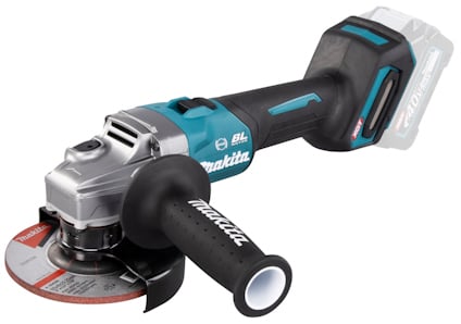 Vinkelslip från Makita med svart och blå färg, sidhandtag och batterifäste.