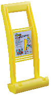 Gult plastverktyg med handtag och etikett med texten "Stanley Panel Carry".