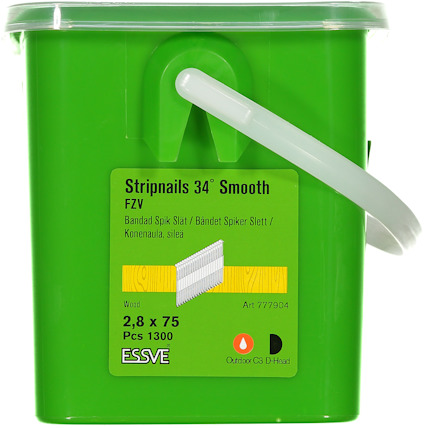 Grön ESSVE-hink med bandad spik 34° slät. Text: 2,8 x 75, Pcs 1300, Art 777904.