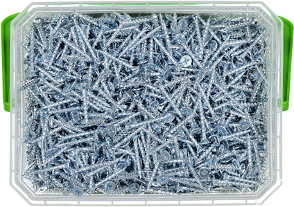 Plastlåda fylld med många metallskruvar med platt skalle.