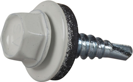 Vit skruv med sexkantshuvud, bricka och borrspets, isolerad mot vit bakgrund.